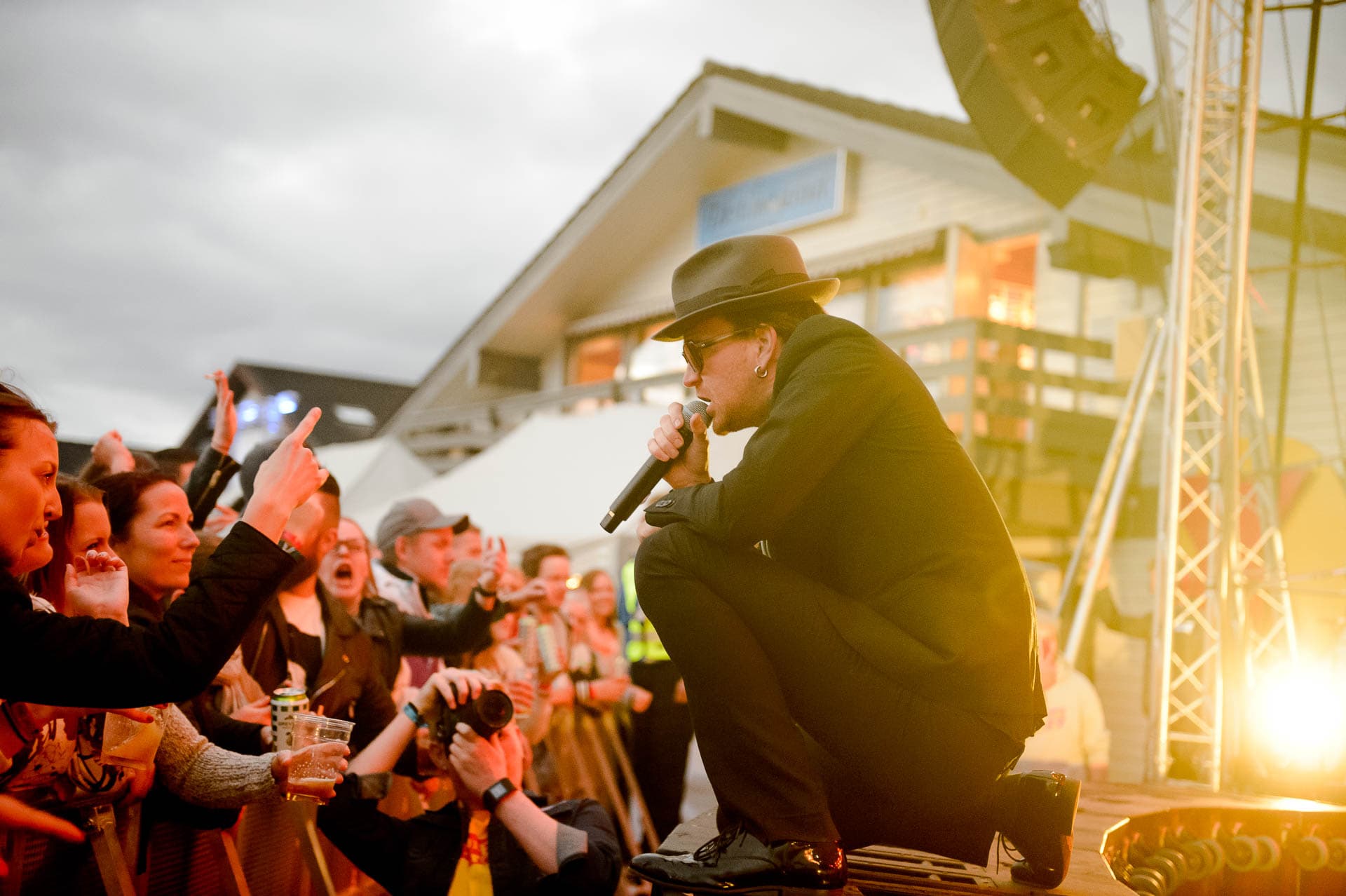 SRF live performance